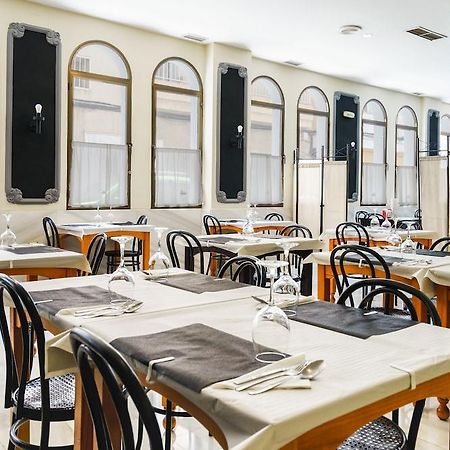 Oyo Hotel Costa Andaluza Motril Eksteriør bilde